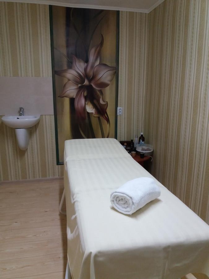 Hotel Stroitel ฮิซาเรีย ภายนอก รูปภาพ